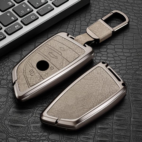 Car Key Cover Metal Protective Case, Suitable for BMW Car Key Covers for BMW M5, New 3 Series, 5 Series, GT, X1, X2, X3, X4, X5, X7, 840i, Blade, 530Li, 225i, 425i, I3, IX3, for BMW Remote Control Protective Cover, High-End Fashion Metal Keychain