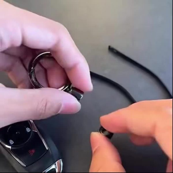Suitable for GMC Yukon Suitable for BUICK ENVISION S Plus Avenir Suitable for CHEVROLET Tahoe Suburban 2021 2022 2023 Metal Car Key Case Fob Shell