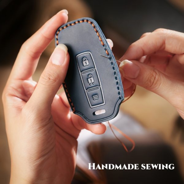 Customized product suitable for Ford key fob cover compatible with imported Edge Explorer key bag for Lincoln key fob cover compatible with MKT2017 Navigator remote control buckle Men's key bag